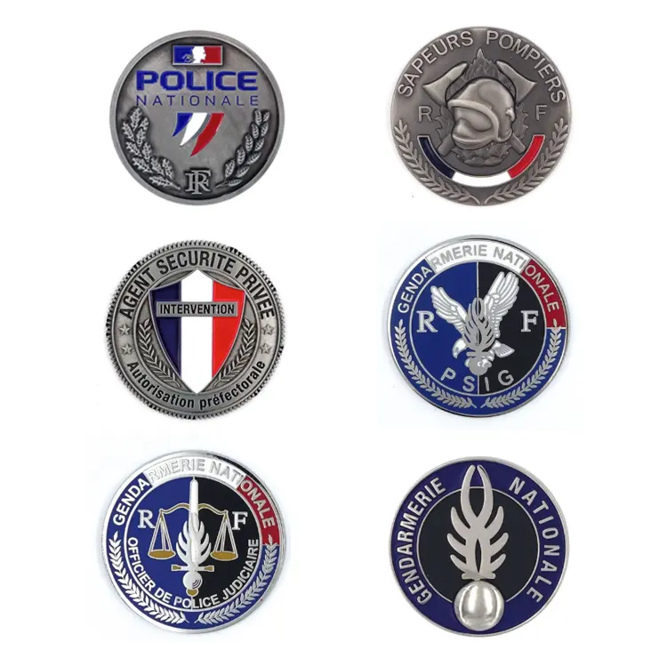 insignes et médaillons